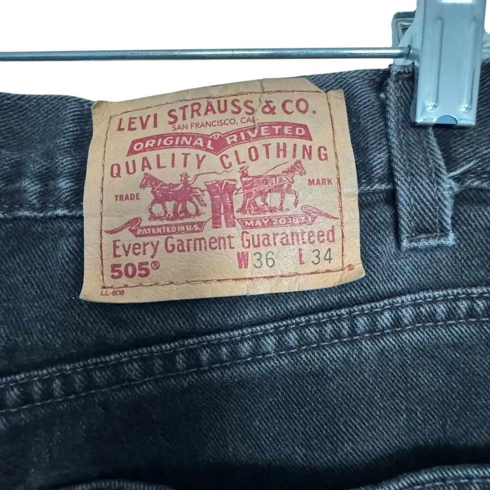 Vintage Levis 505 Y2K Jeans Mens 34x33 Black Regular Fit Straight Leg Dark Wash